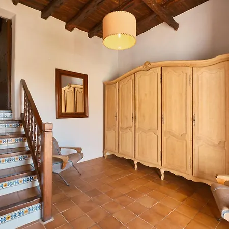The Guardian House Guest house *